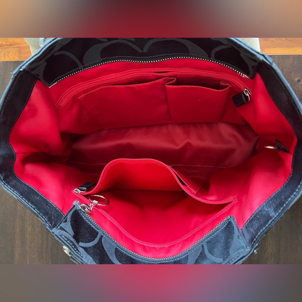 Coach Poppy Tote - Picture 10 of 14